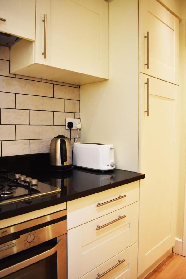 The Ross 2 Bedroom Apartment In Historic Abbey حصن أوغسطس المظهر الخارجي الصورة