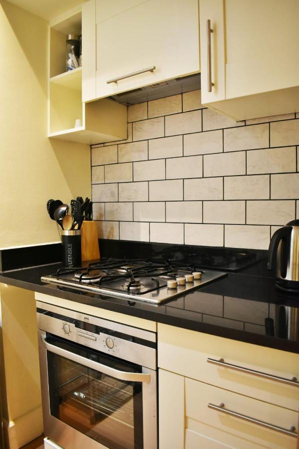 The Ross 2 Bedroom Apartment In Historic Abbey حصن أوغسطس المظهر الخارجي الصورة